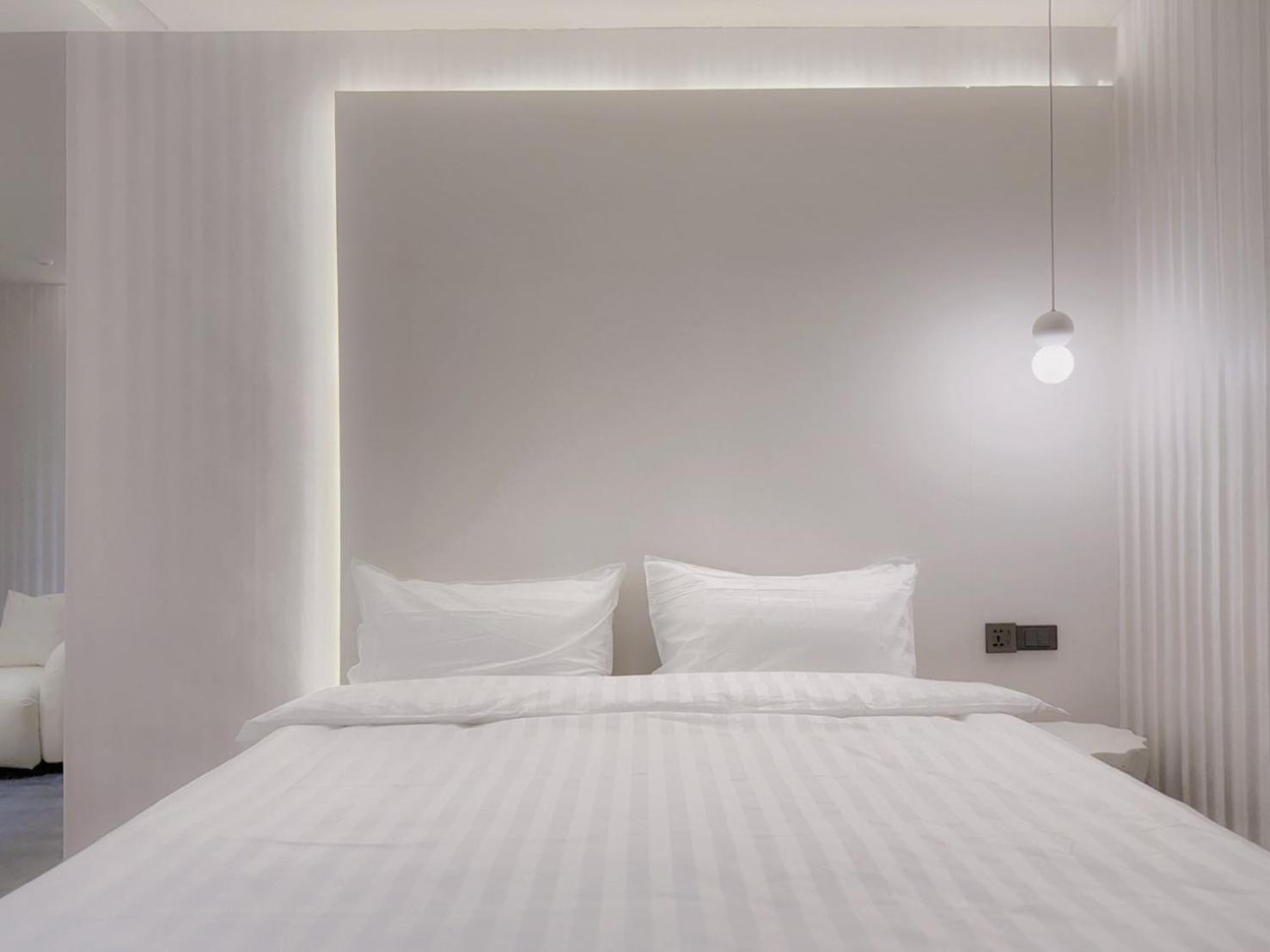 At Home Hotel Nanshi ไทเป ภายนอก รูปภาพ