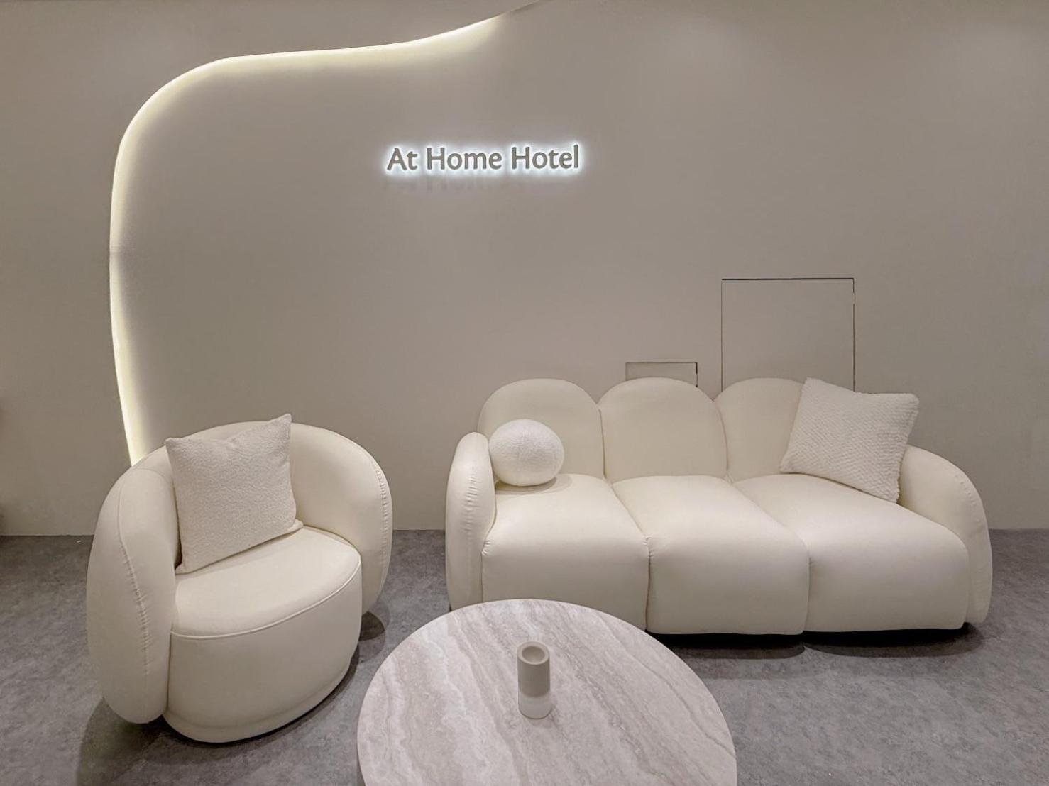At Home Hotel Nanshi ไทเป ภายนอก รูปภาพ