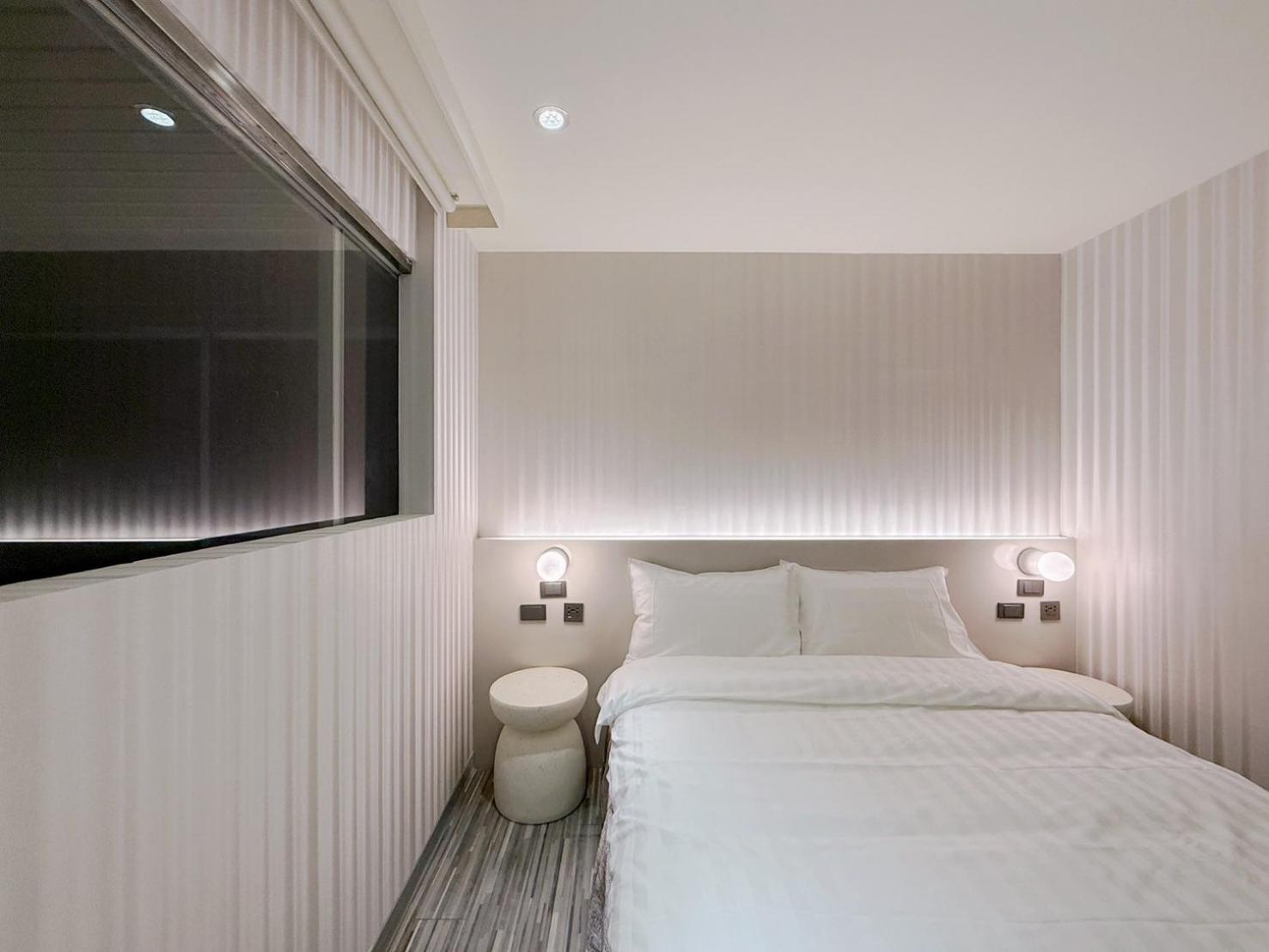 At Home Hotel Nanshi ไทเป ภายนอก รูปภาพ