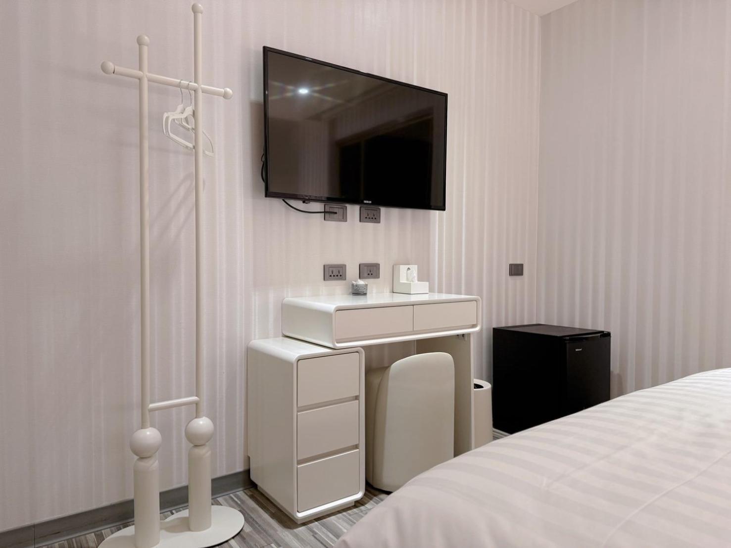 At Home Hotel Nanshi ไทเป ภายนอก รูปภาพ